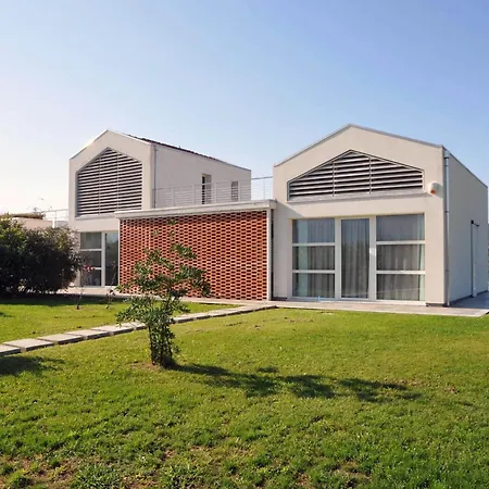 Micol 5' From The Sea! 别墅