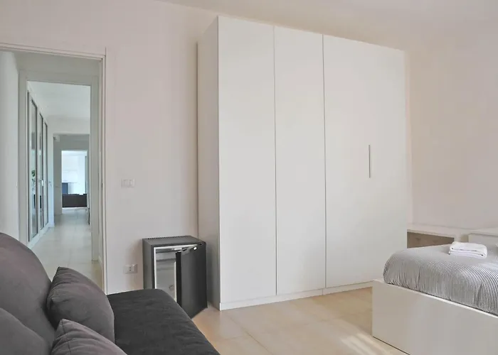 Villa Micol 5' From The Sea! Luni