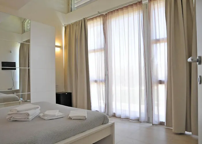 Micol 5' From The Sea! Vila Luni