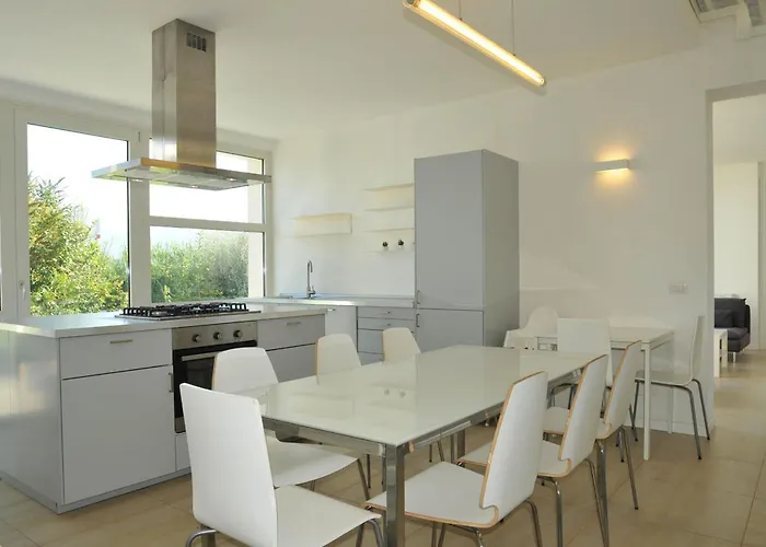 Villa Micol 5' From The Sea! *